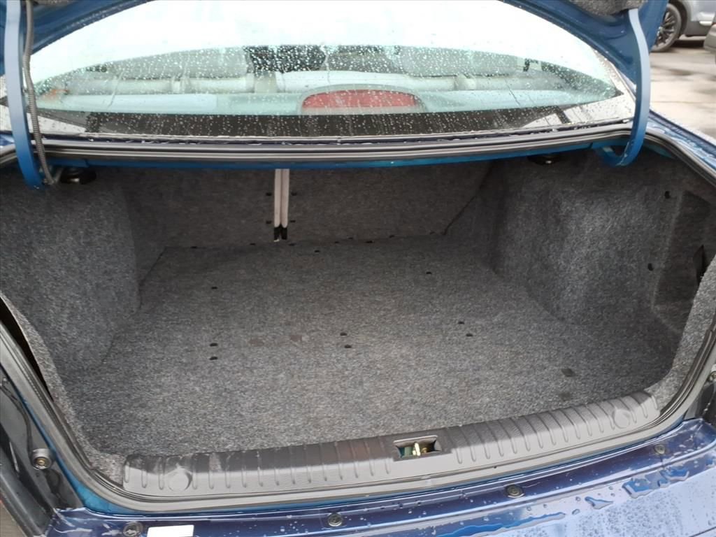 Used 2000 Daewoo Nubira SE FWD image 22