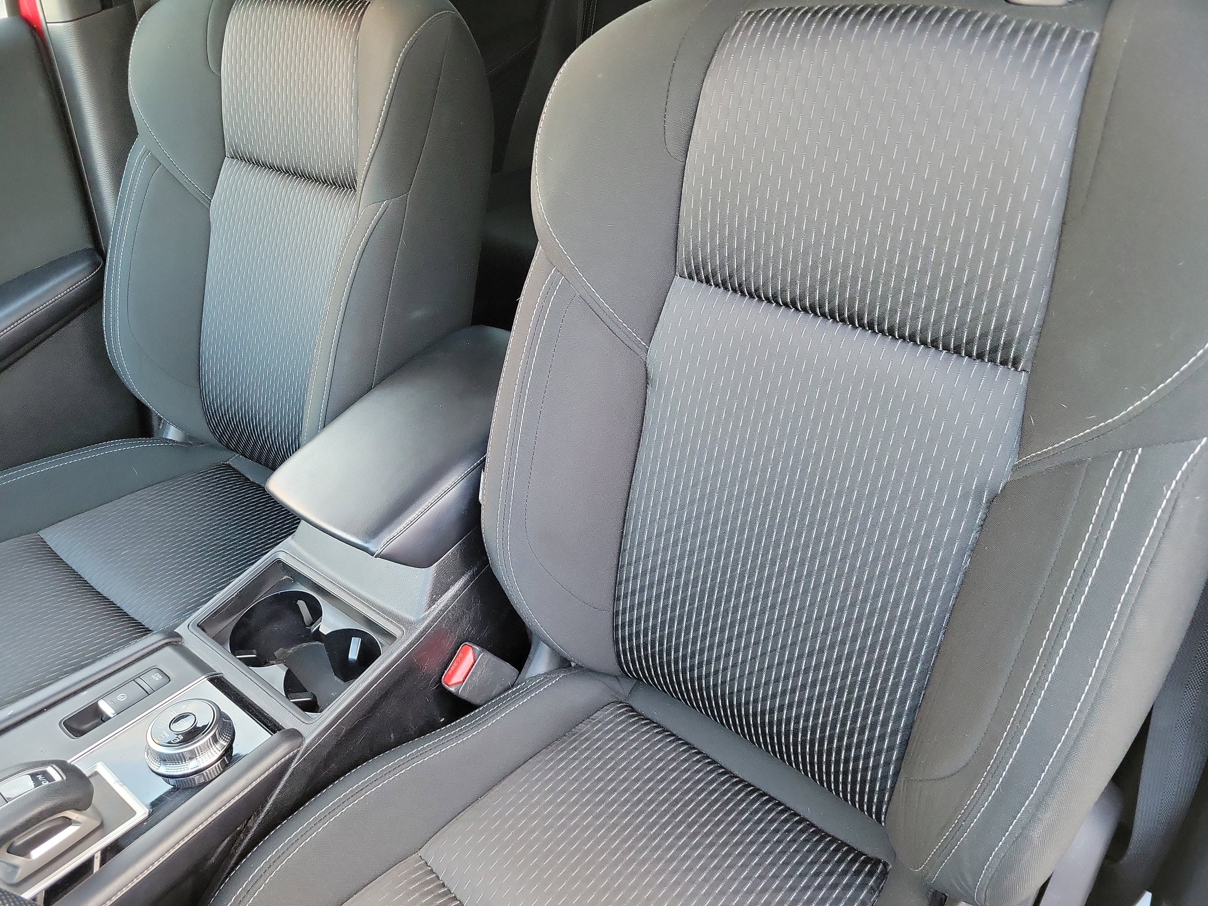 Used 2022 Mitsubishi Outlander ES image 11