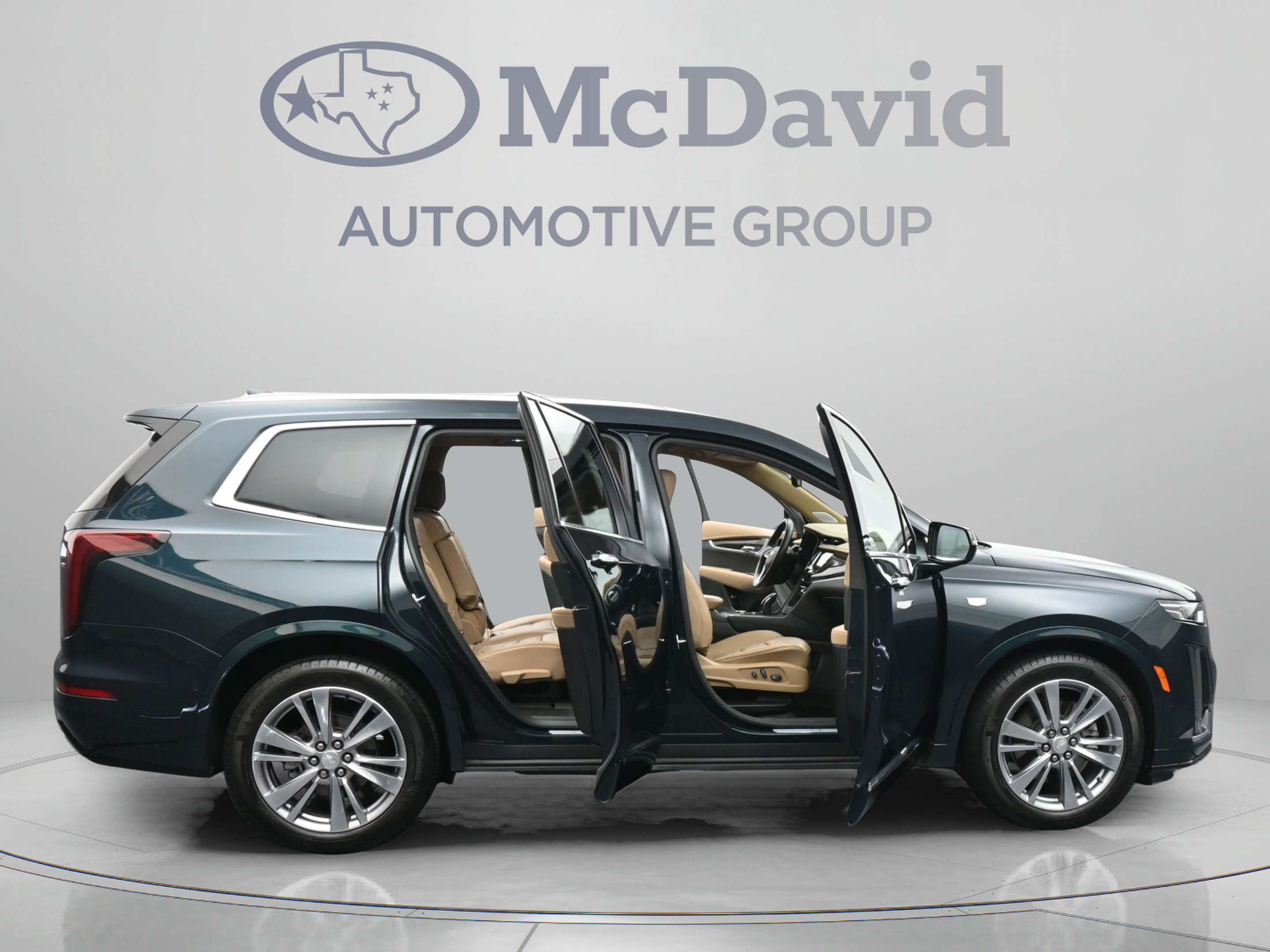 Used 2024 Cadillac XT6 Premium Luxury w/ Platinum Package FWD image 42