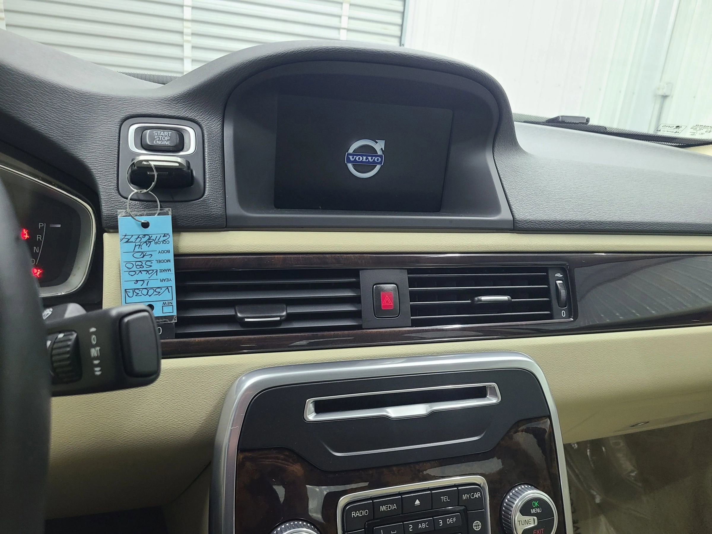 Used 2016 Volvo S80 T5 image 24