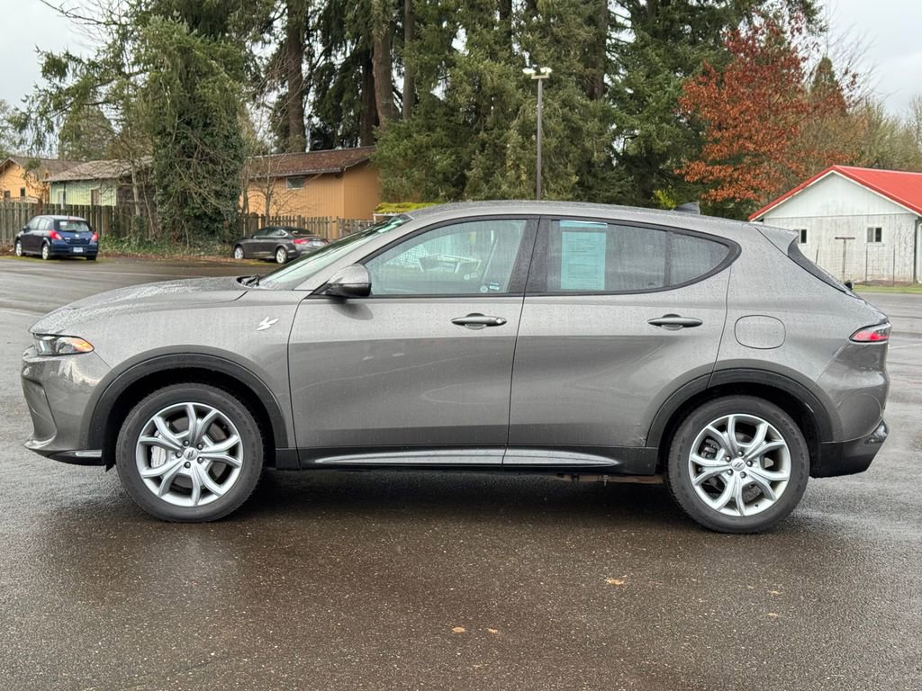 Used 2024 Dodge Hornet R/T image 3