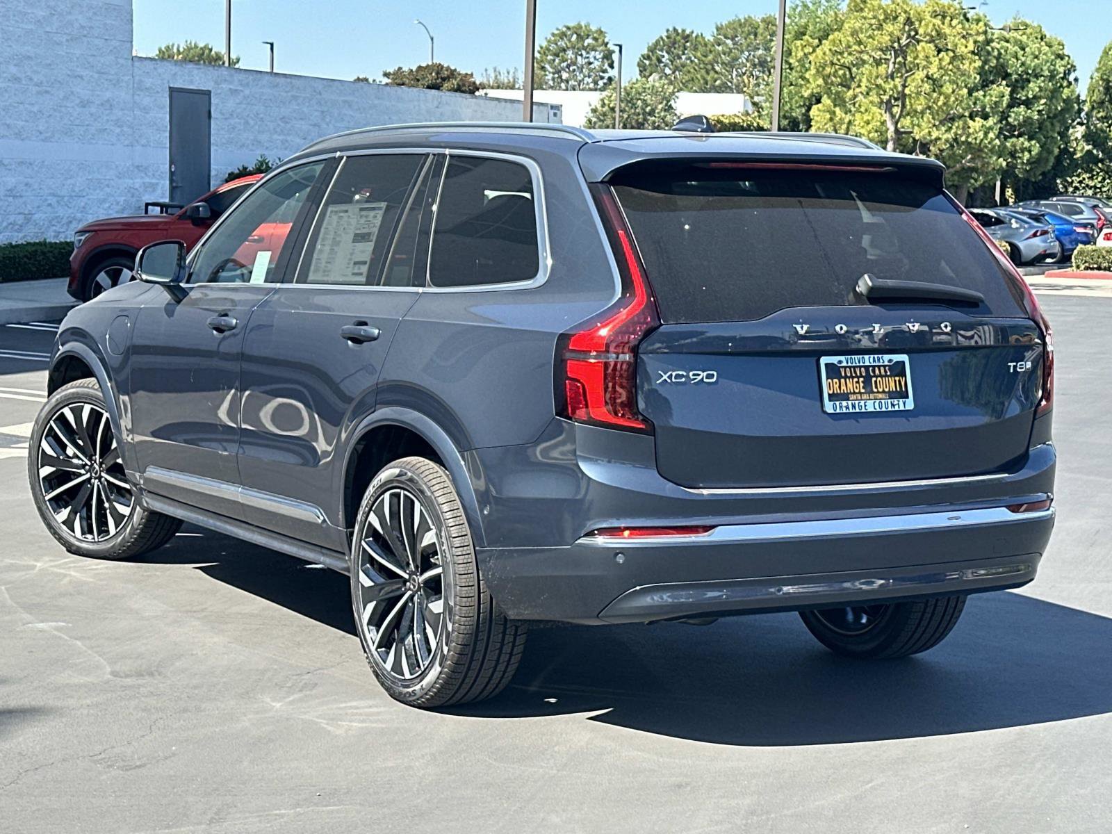 New 2026 Volvo XC90 T8 Plus image 5