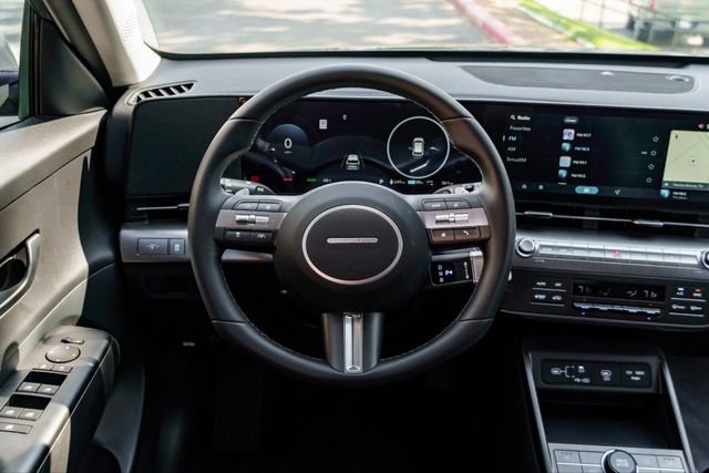 New 2025 Hyundai Kona SEL FWD image 22