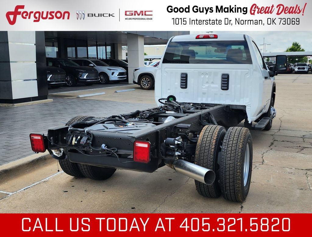 New 2026 GMC Sierra 3500 Pro w/ Convenience Package AWD/4WD image 3