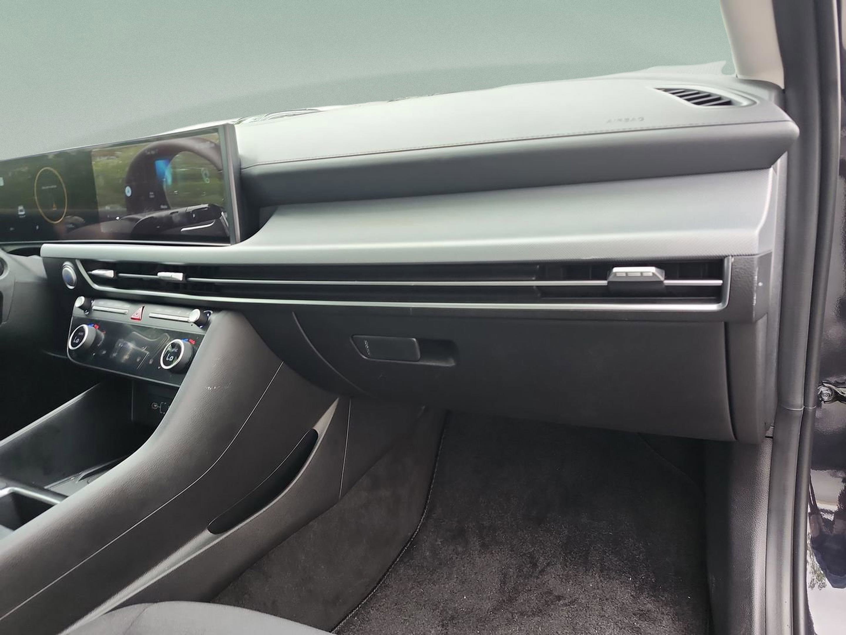 Certified 2024 Hyundai Sonata SEL w/ Convenience Package image 19