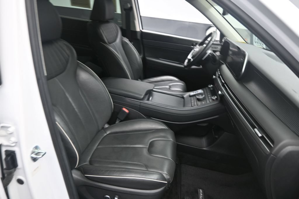 Used 2024 Hyundai Palisade Limited FWD image 30