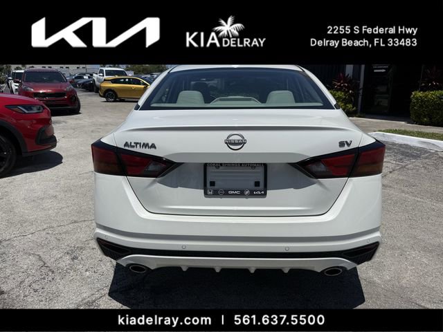 Used 2024 Nissan Altima 2.5 SV w/ SV Premium Package FWD image 4