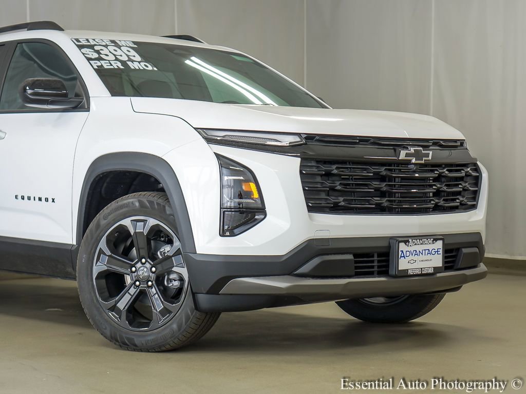 New 2026 Chevrolet Equinox LT image 3