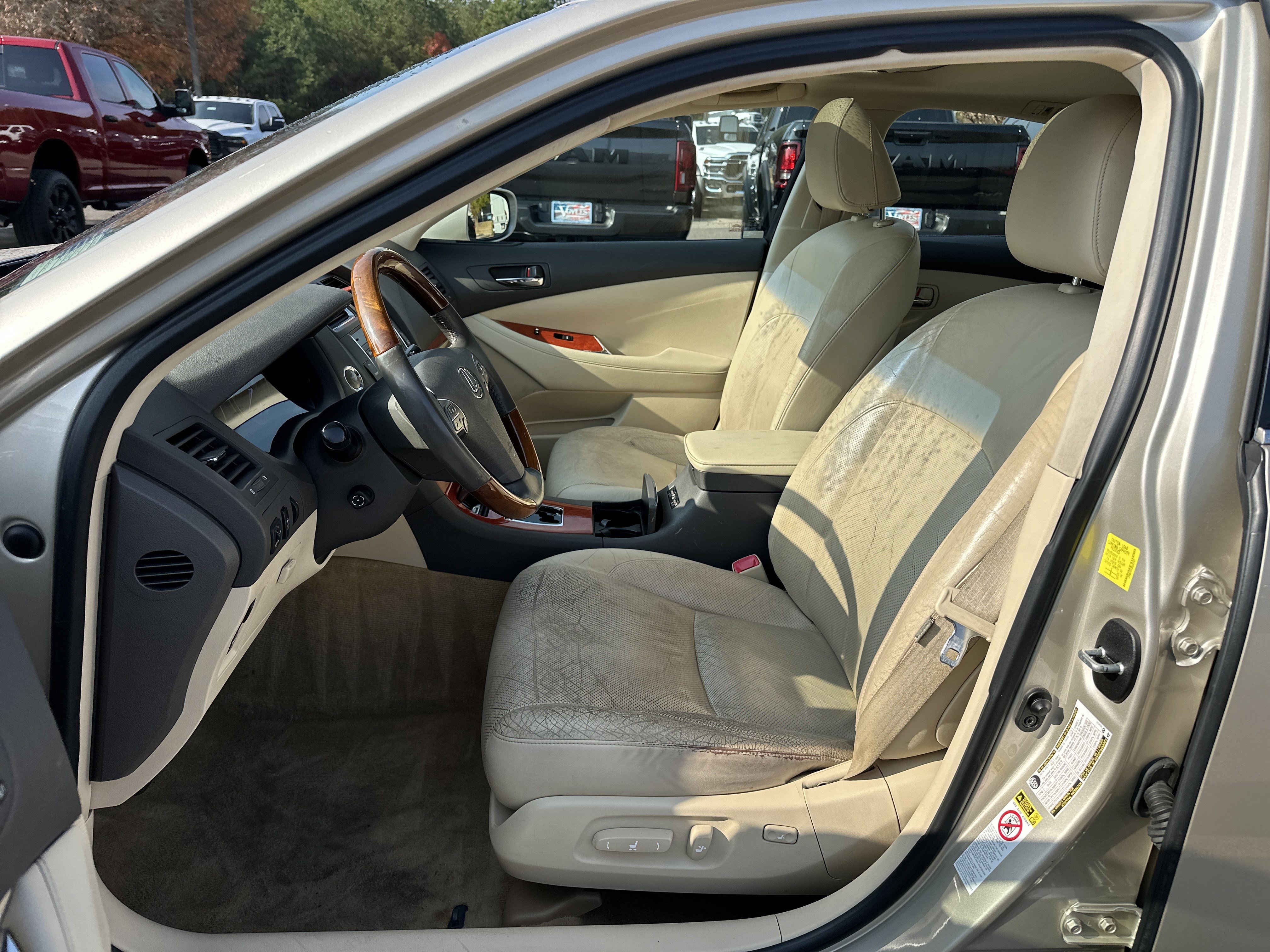 Used 2011 Lexus ES 350 image 9