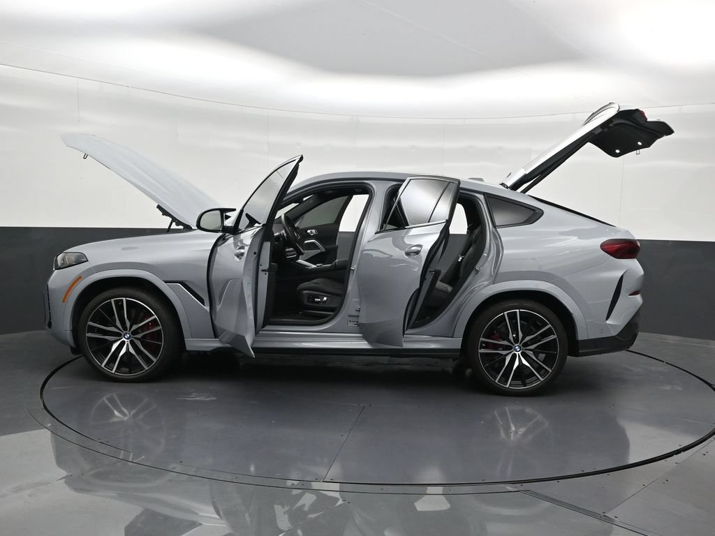 Used 2026 BMW X6 M60i AWD/4WD image 34