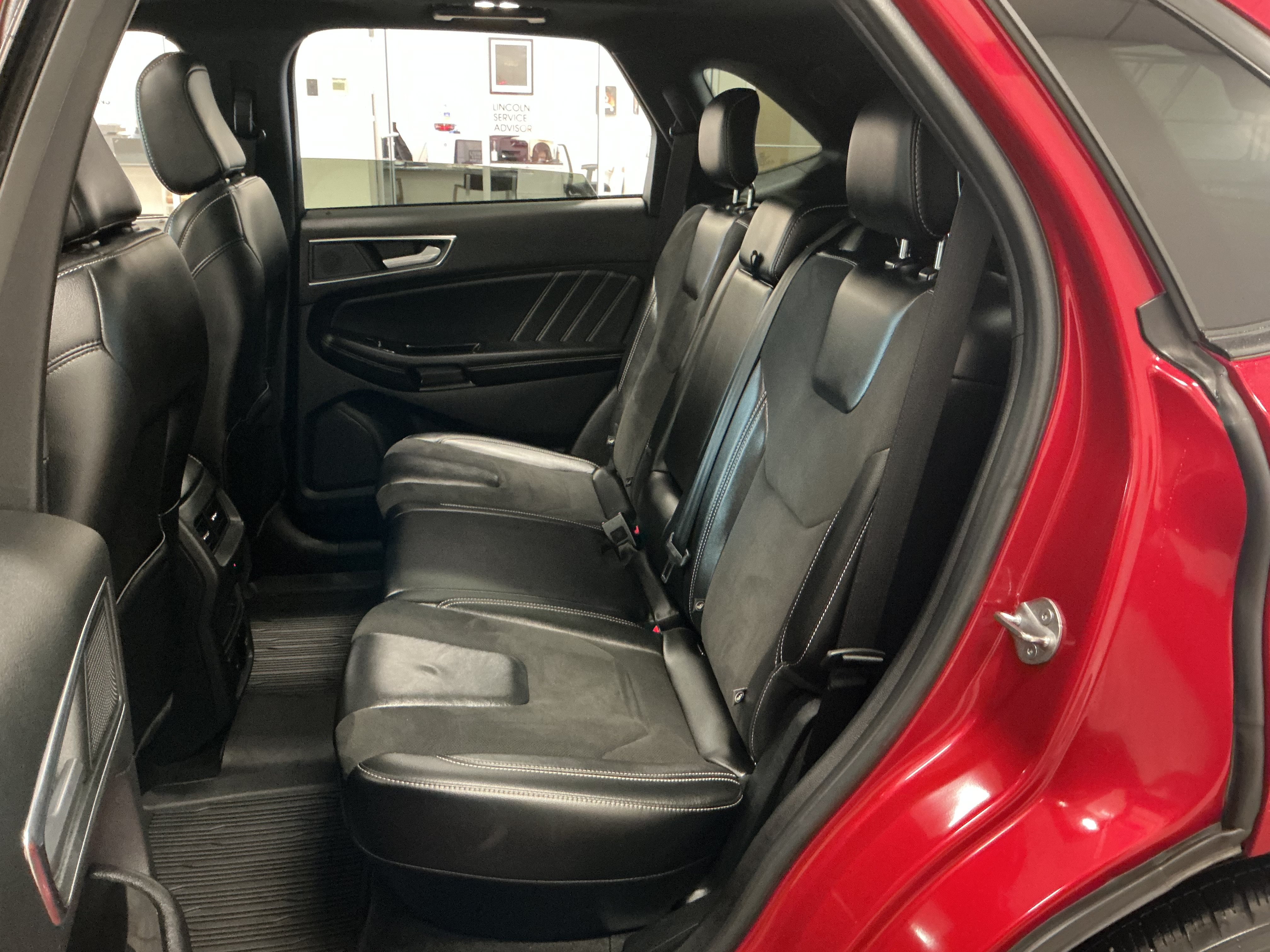 Used 2020 Ford Edge ST w/ Equipment Group 401A AWD/4WD image 10