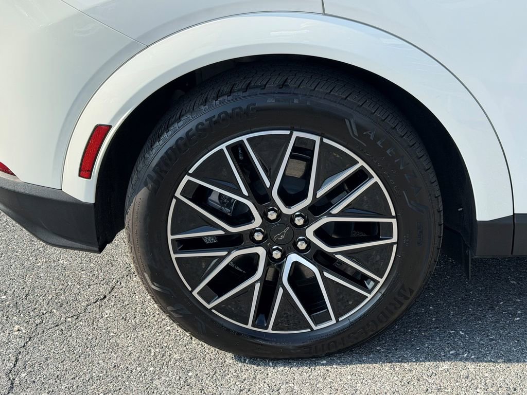 Used 2025 Ford Mustang Mach-E Premium AWD/4WD image 13