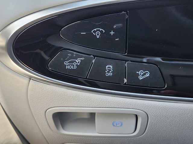 Used 2026 Genesis GV70 2.5T Advanced image 17