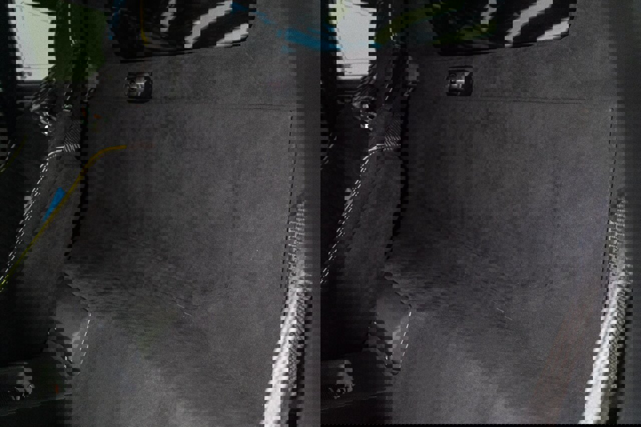 Used 2023 Lamborghini Huracan STO image 21