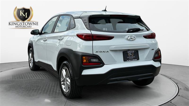 Used 2021 Hyundai Kona SE AWD/4WD image 3