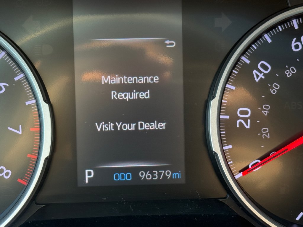 Used 2021 Toyota RAV4 XLE w/ Convenience Package AWD/4WD image 31