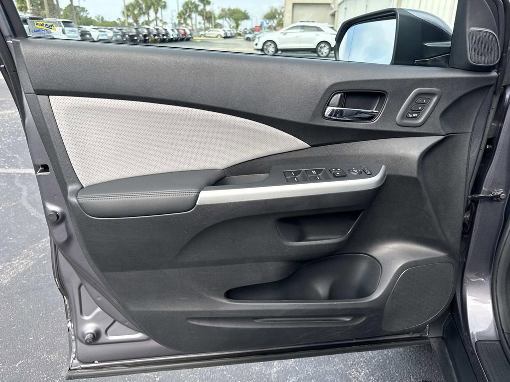 Used 2016 Honda CR-V Touring image 18