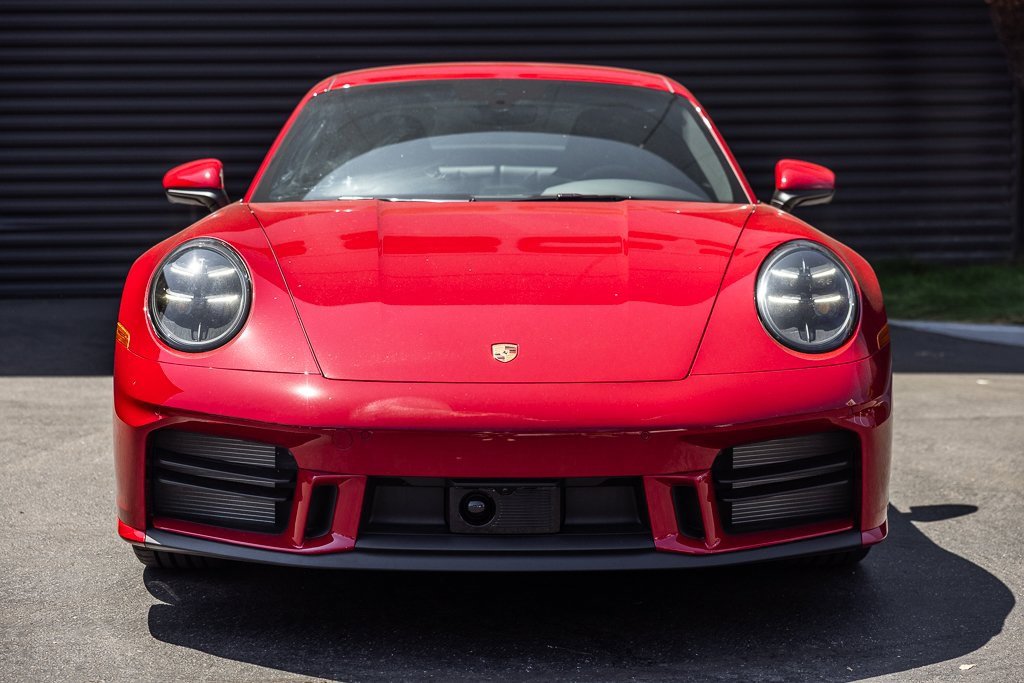 Used 2025 Porsche 911 Carrera S image 7