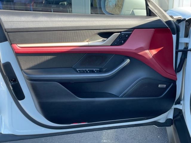 Used 2023 Porsche Taycan GTS image 20