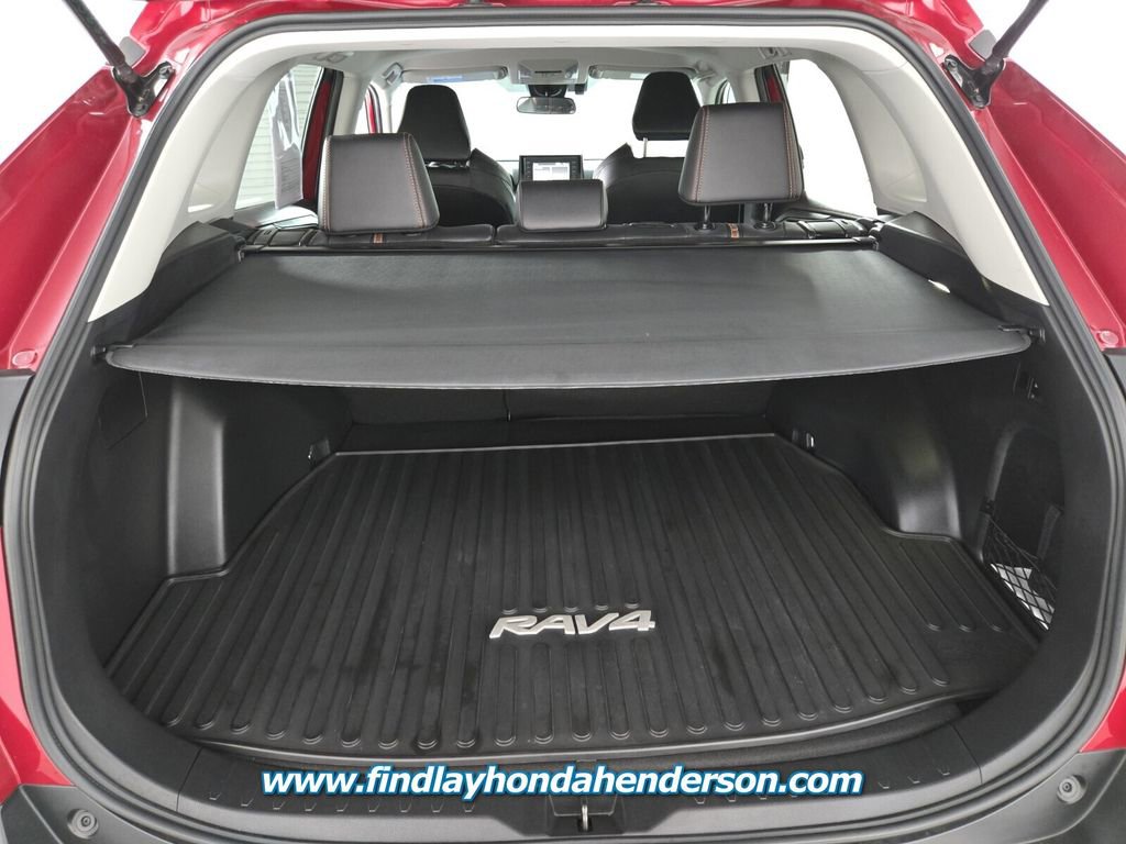 Used 2022 Toyota RAV4 Adventure image 19