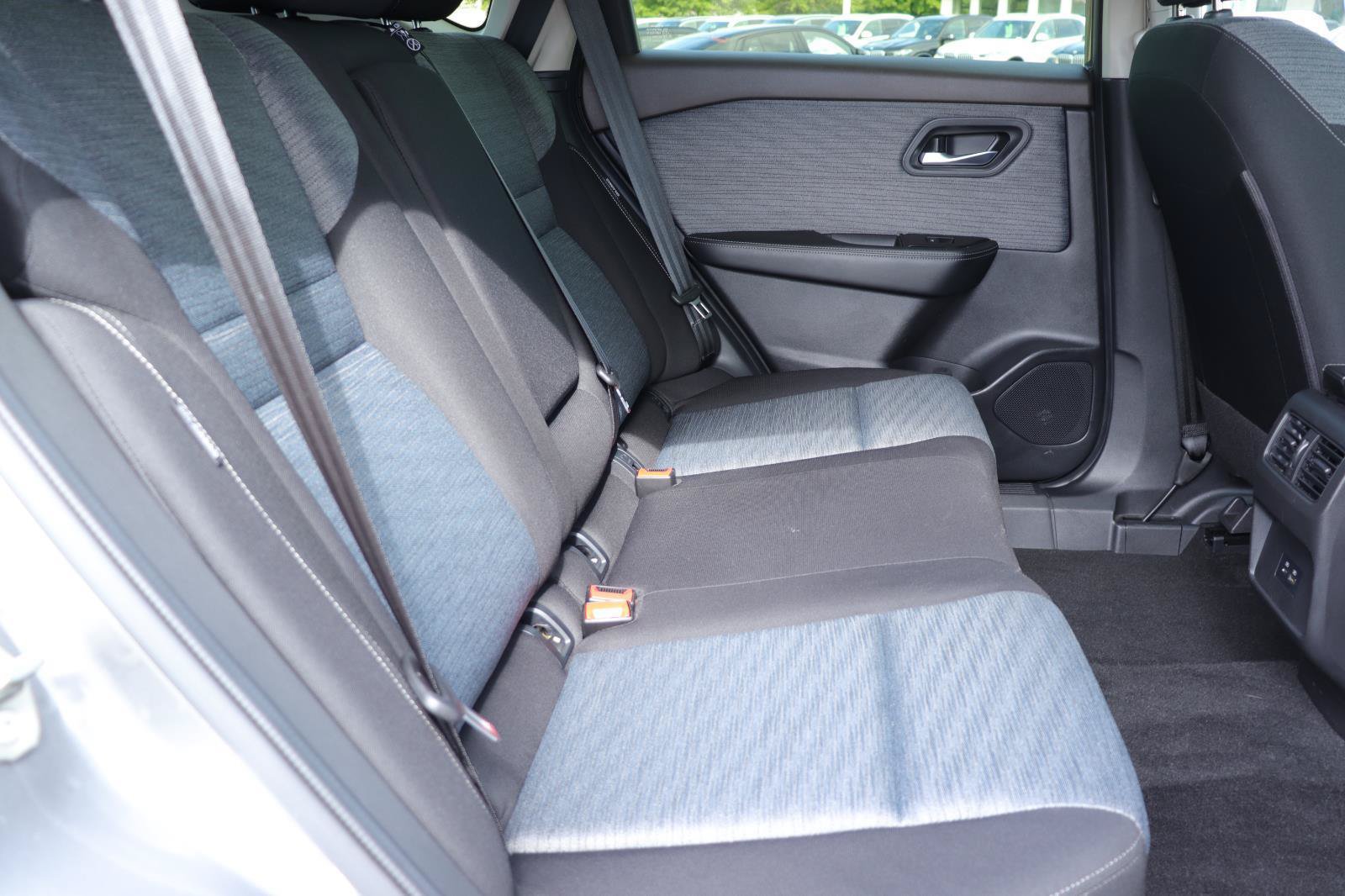 Used 2023 Nissan Rogue SV FWD image 20