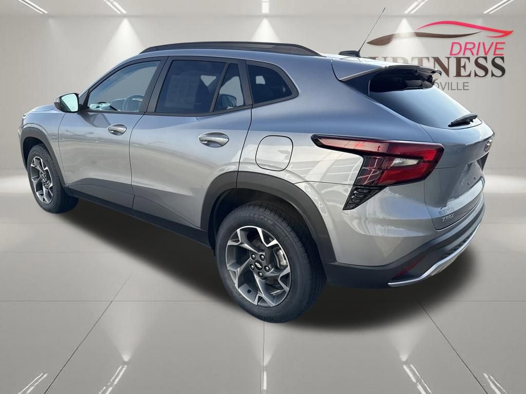 Certified 2024 Chevrolet Trax LT w/ Driver Confidence Package image 6