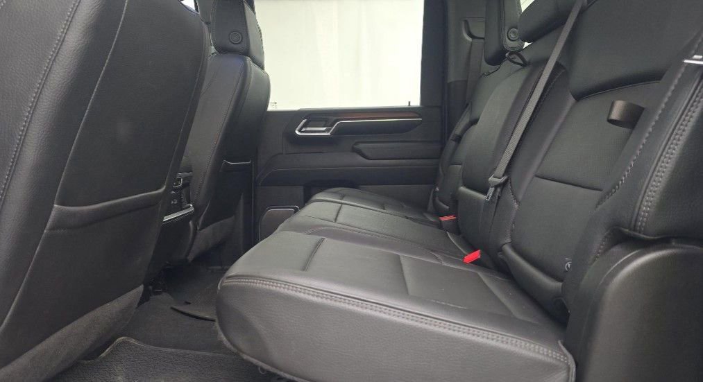 Used 2024 GMC Sierra 2500 Denali w/ Denali Reserve Package image 13