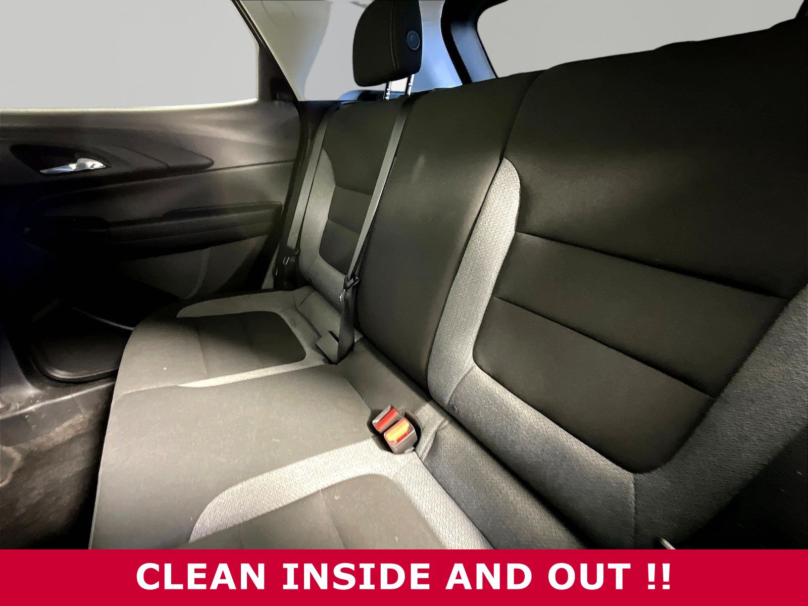 Used 2023 Chevrolet TrailBlazer LT AWD/4WD image 19