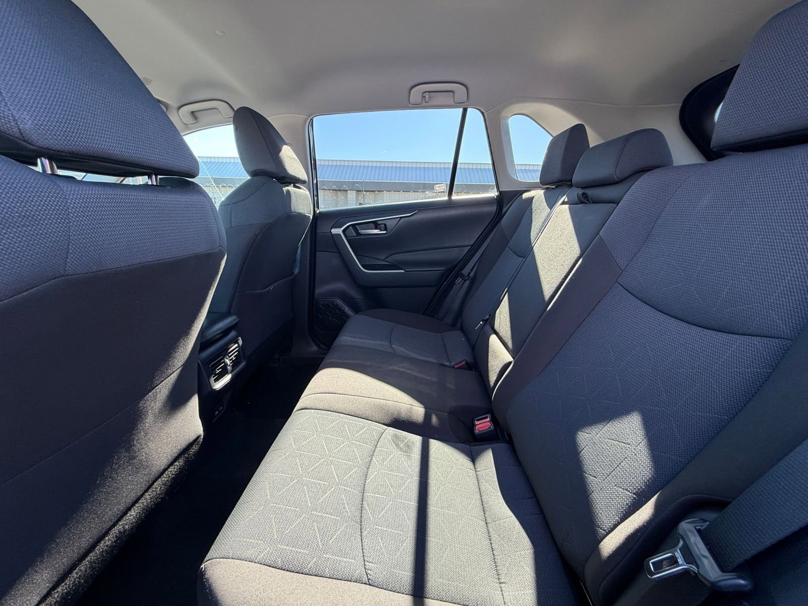 Used 2025 Toyota RAV4 XLE image 24