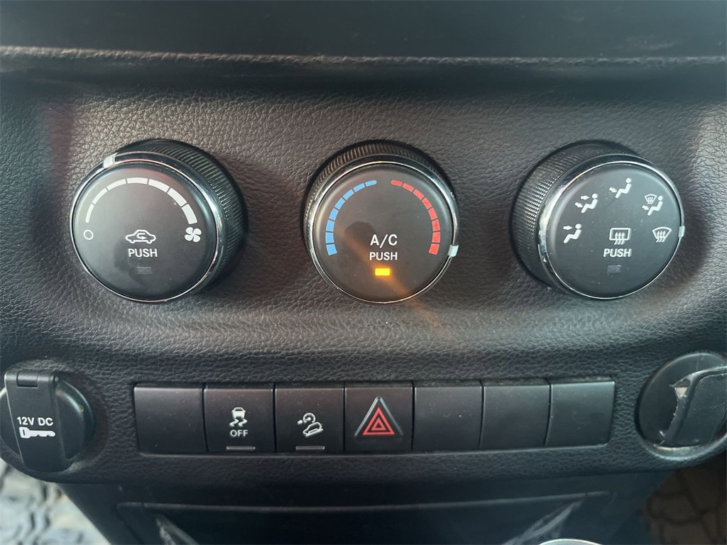 Used 2018 Jeep Wrangler Sport image 24