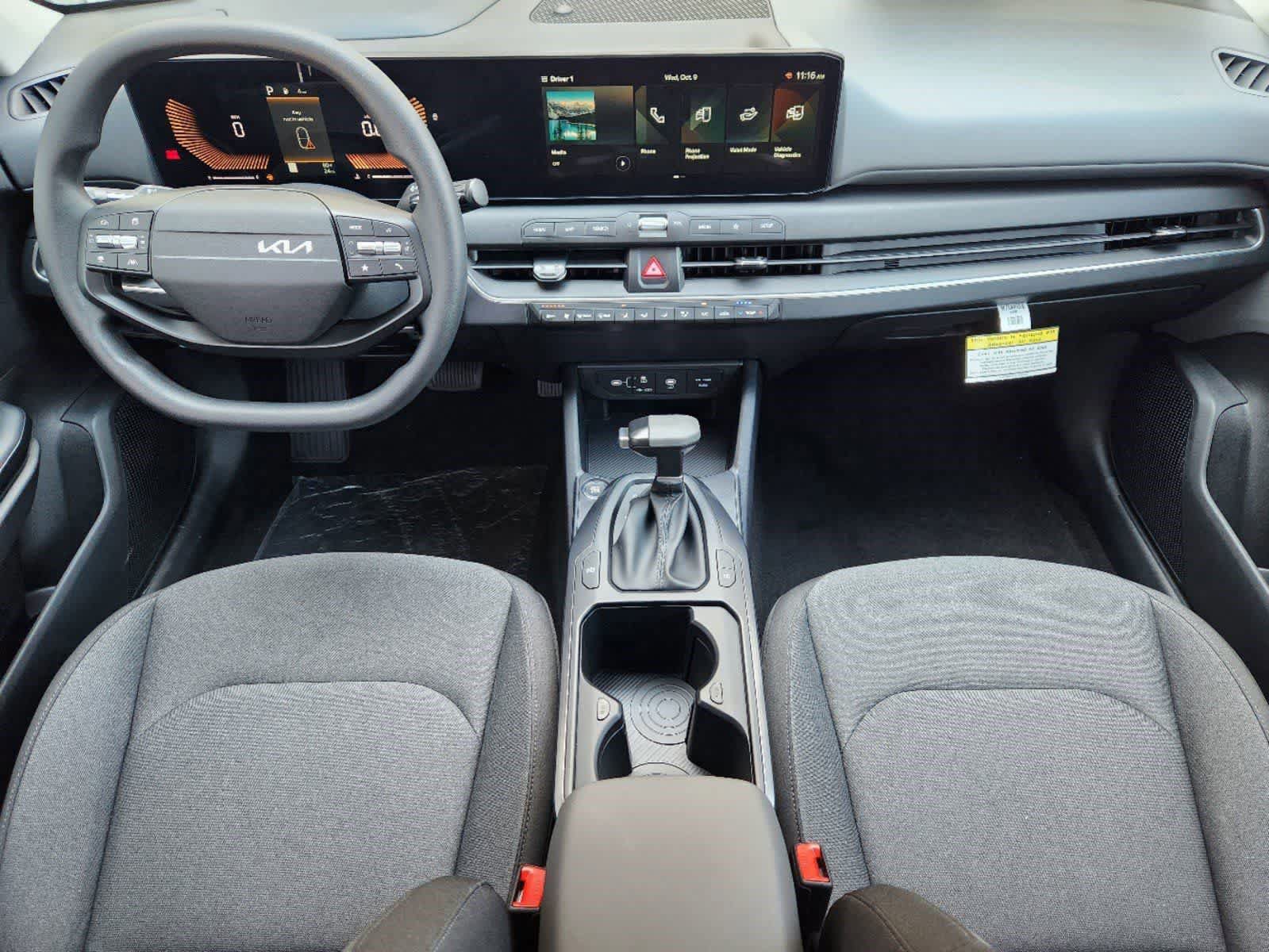 Certified 2025 Kia K4 FWD image 20