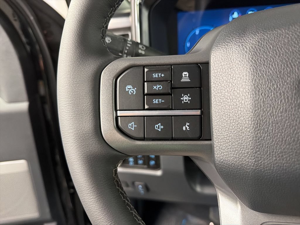 New 2026 Ford F250 Lariat w/ Black Appearance Package AWD/4WD image 20