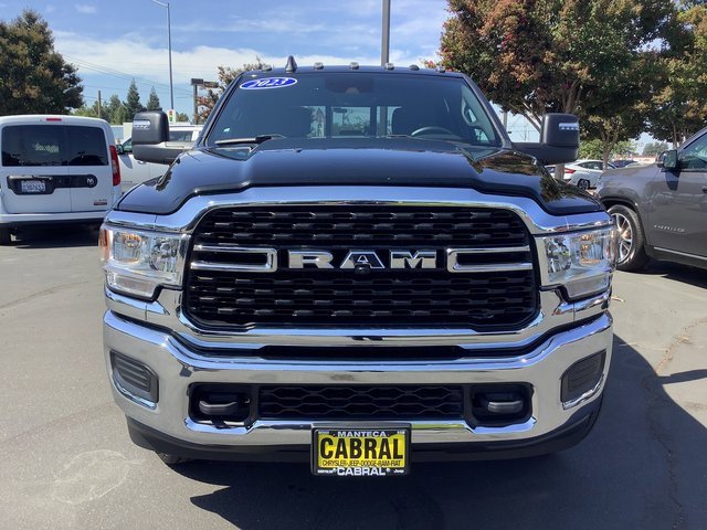 Used 2023 RAM 3500 Tradesman w/ Safety Group image 4