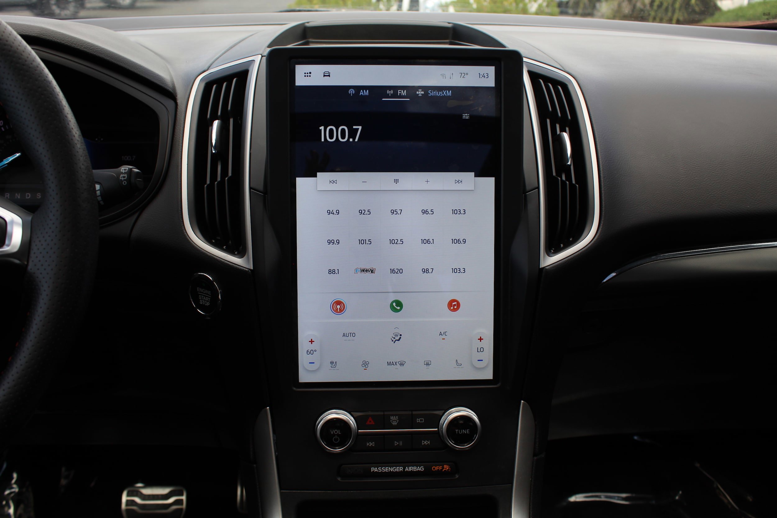 Used 2023 Ford Edge ST-Line image 30