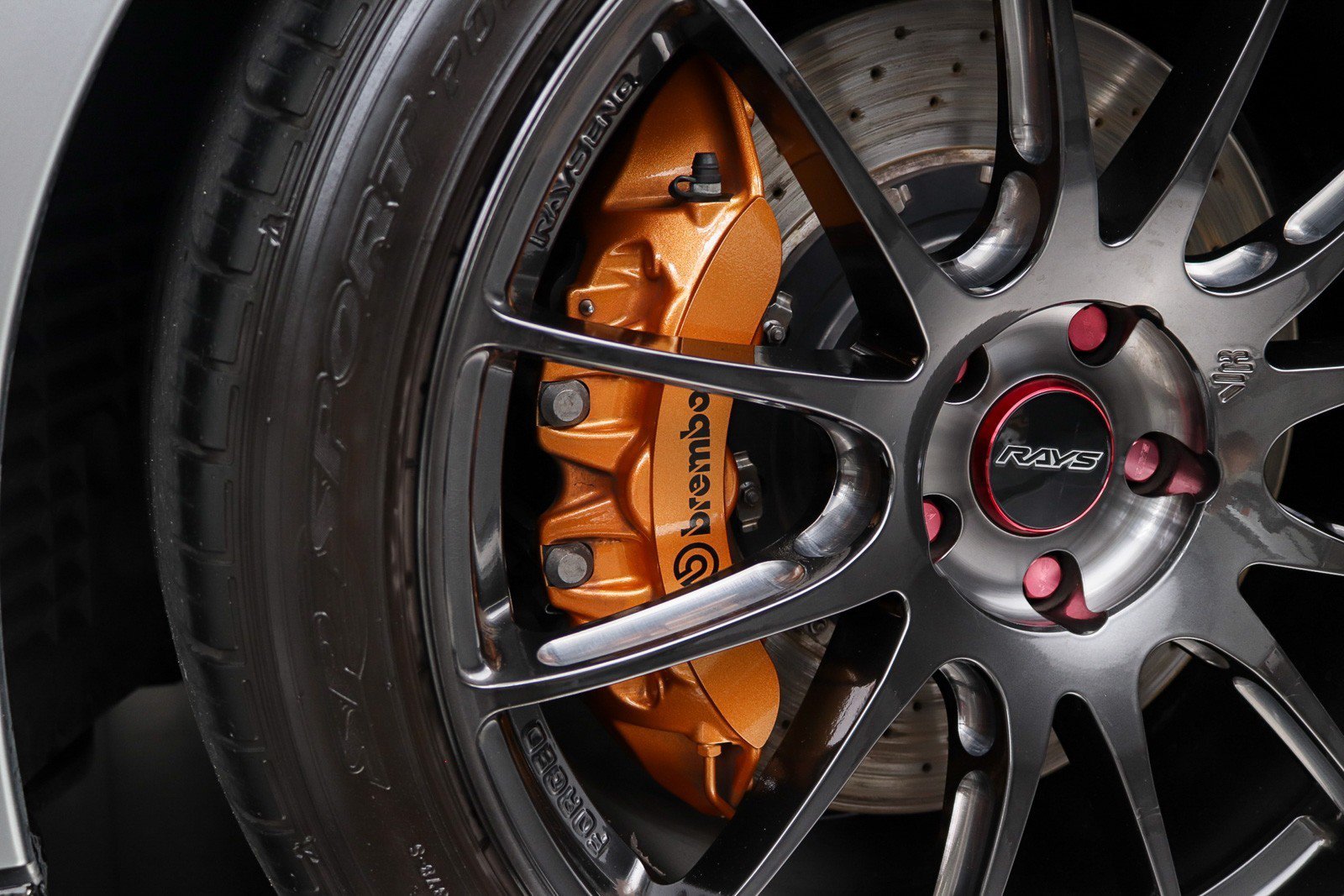 Used 2009 Nissan GT-R Premium AWD/4WD image 32
