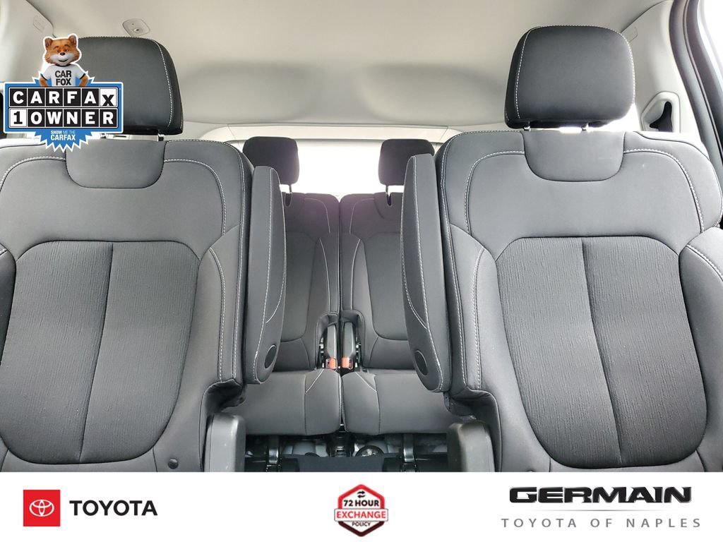 Used 2023 Jeep Grand Cherokee L Laredo RWD image 31