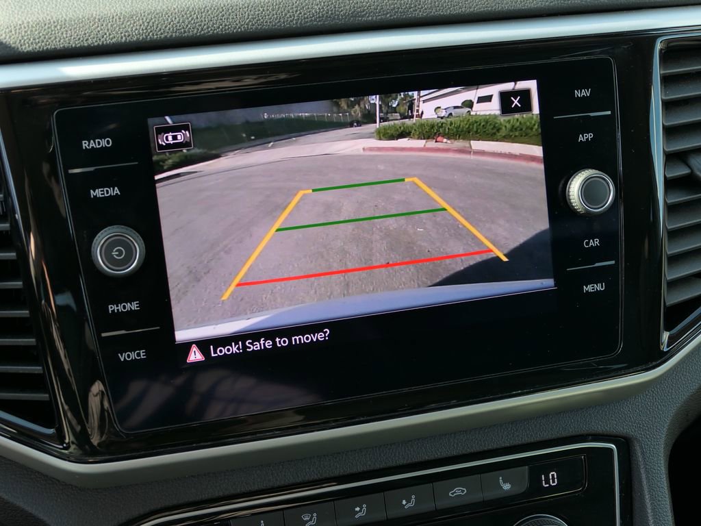 Used 2022 Volkswagen Atlas SEL image 19