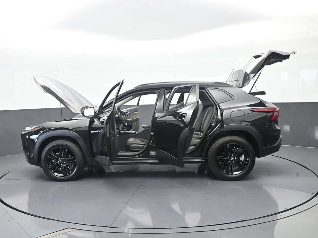 Used 2025 Chevrolet Trax ACTIV FWD image 71
