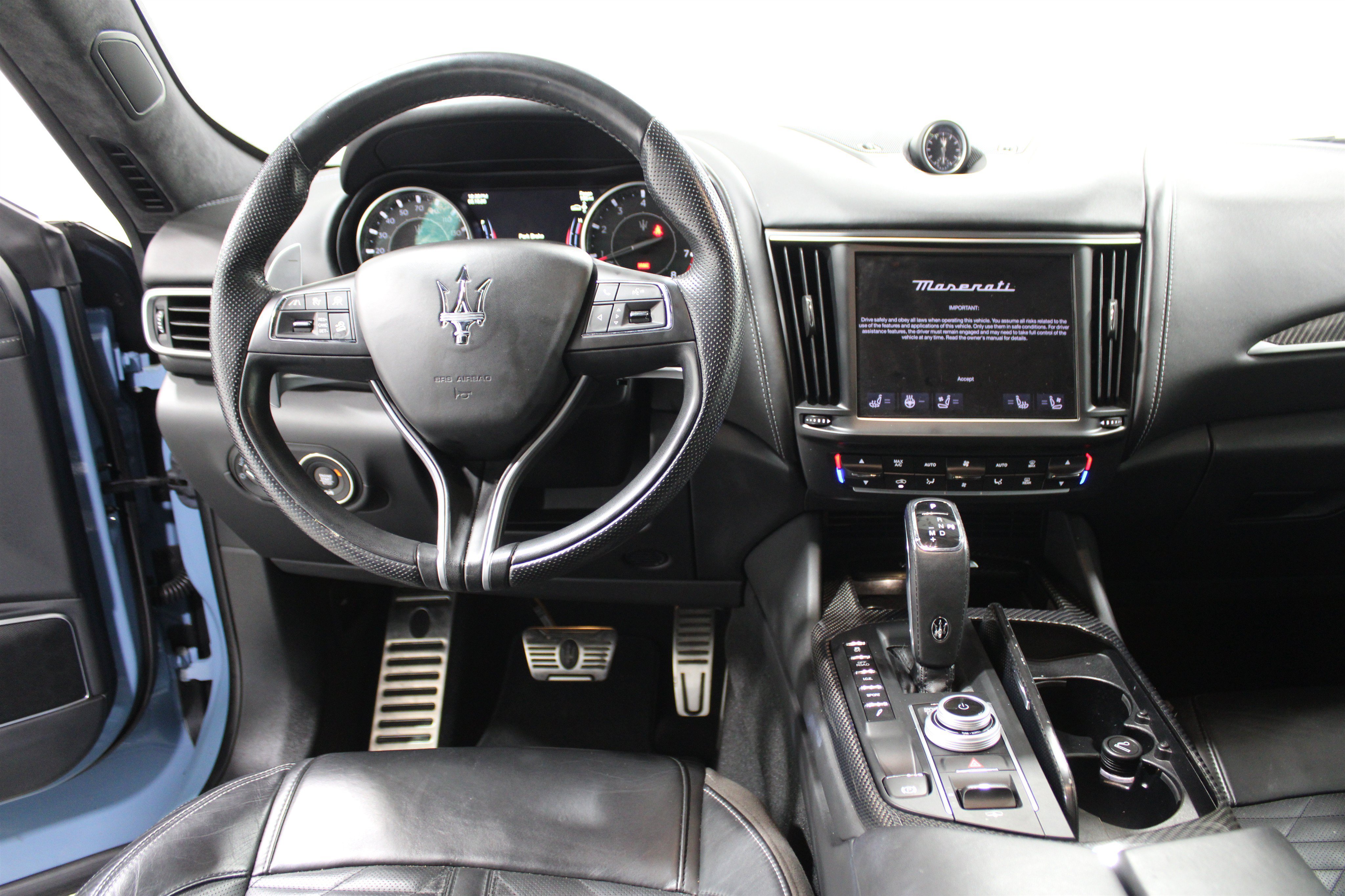 Used 2023 Maserati Levante Modena AWD/4WD image 2