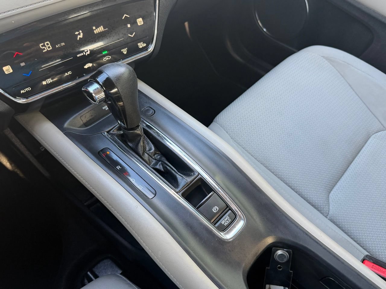 Used 2019 Honda HR-V EX image 21