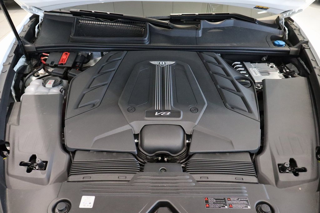 Used 2025 Bentley Bentayga image 37