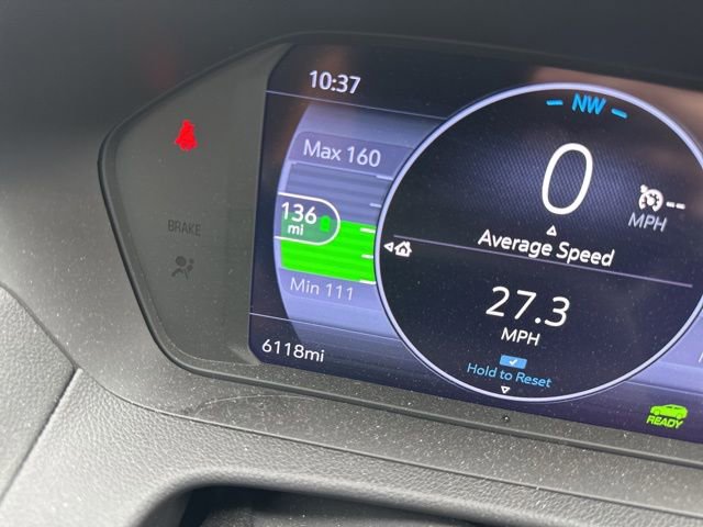 Used 2023 Chevrolet Bolt EUV LT w/ Comfort Package image 11