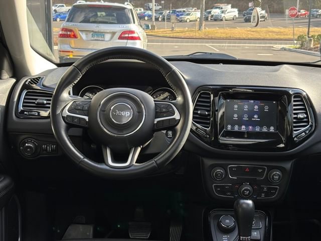 Used 2020 Jeep Compass Latitude image 26