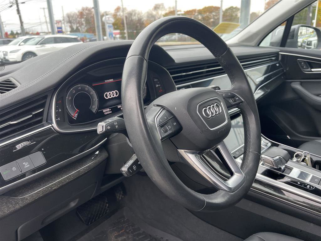 Used 2023 Audi Q7 2.0T Premium Plus w/ Premium Plus Package image 9