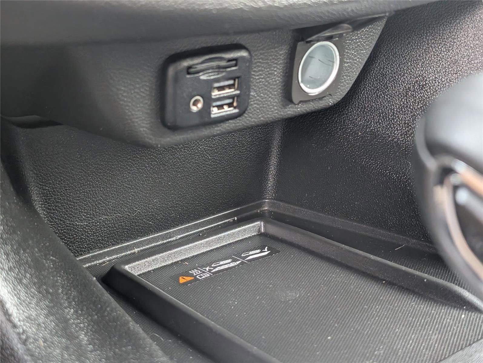 Used 2023 Chevrolet Traverse RS image 20