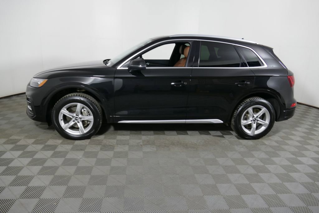 Used 2021 Audi Q5 Premium Plus w/ Convenience Package AWD/4WD image 4