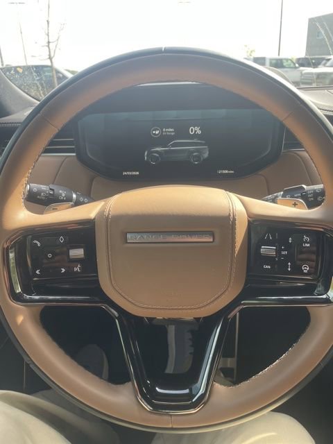 Used 2025 Land Rover Range Rover Sport Dynamic SE image 10
