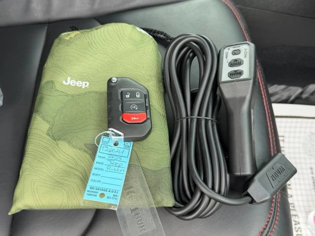 Used 2025 Jeep Wrangler Unlimited Rubicon AWD/4WD image 40