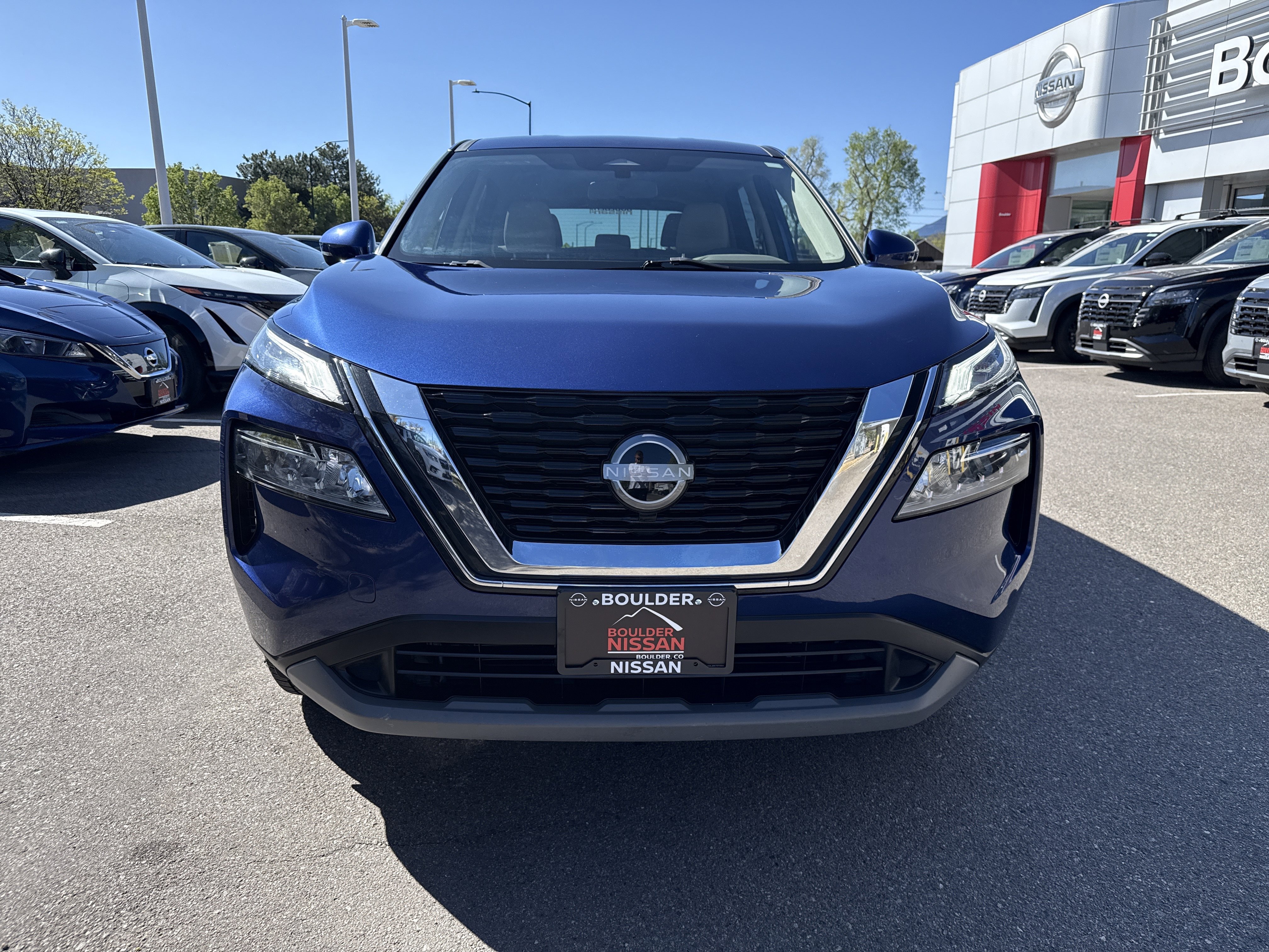 Certified 2023 Nissan Rogue SV image 4