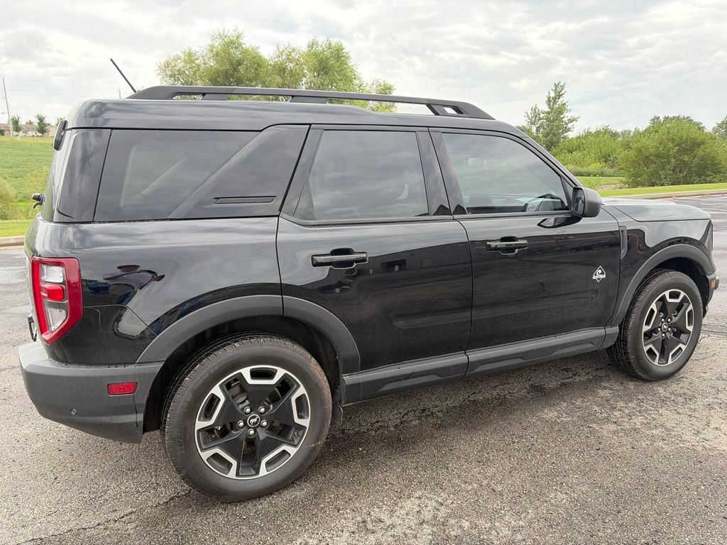 Certified 2023 Ford Bronco Sport Outer Banks w/ Tech Package AWD/4WD image 4